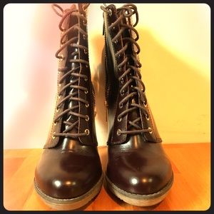 Dr Martens Kimora 10 eye high heels boots